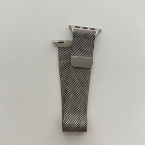 Apple 41mm Gold Milanese Loop